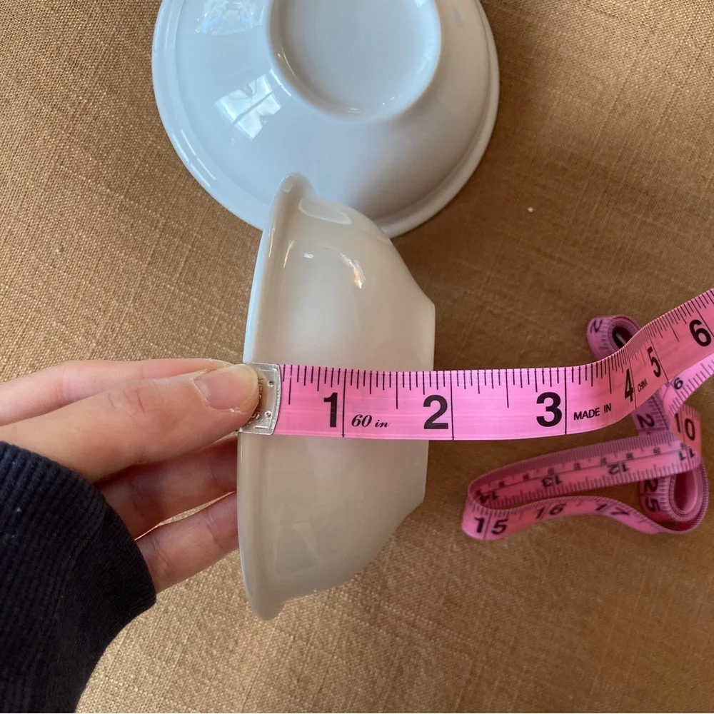 Set of 2 ceramic food water bowls for raised feeder
